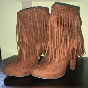 Camel Brown Velvet High Heels Booties. Very Lightly Worn, size 7 1/2.